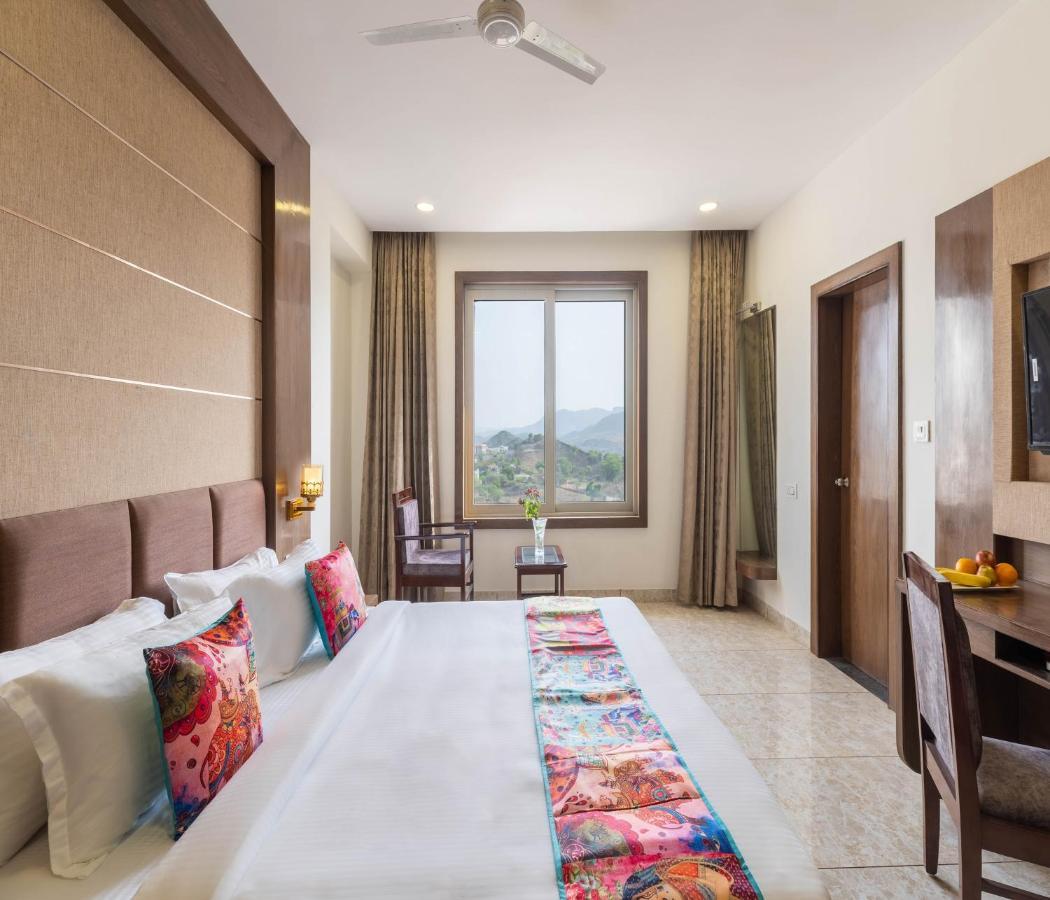 Hotel Pandora Grand, Udaipur- Nestled In Nature Wrapped In Luxury Exteriér fotografie