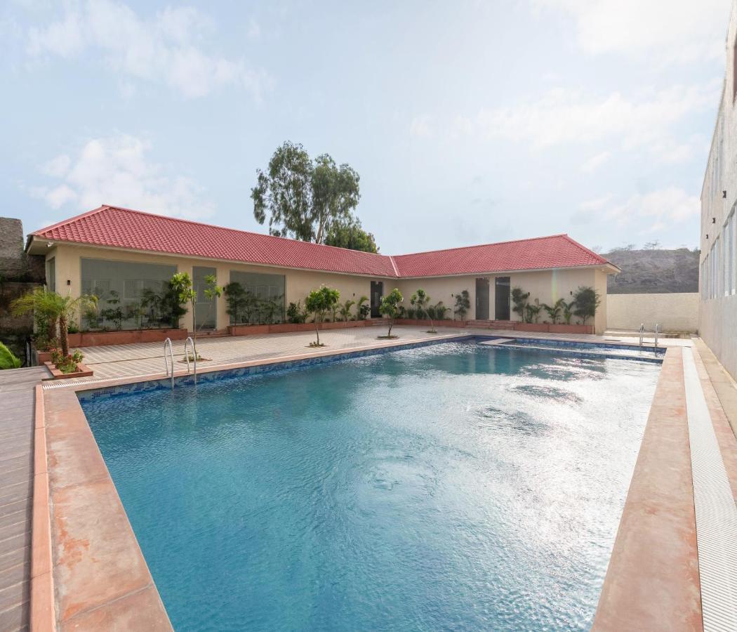 Hotel Pandora Grand, Udaipur- Nestled In Nature Wrapped In Luxury Exteriér fotografie